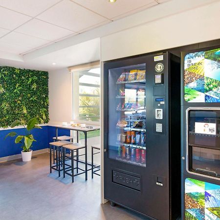 Ibis Budget Saint-Maximin Bagian luar foto